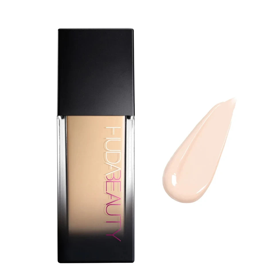 Huda Beauty Faux Filter Luminous Matte Concealer