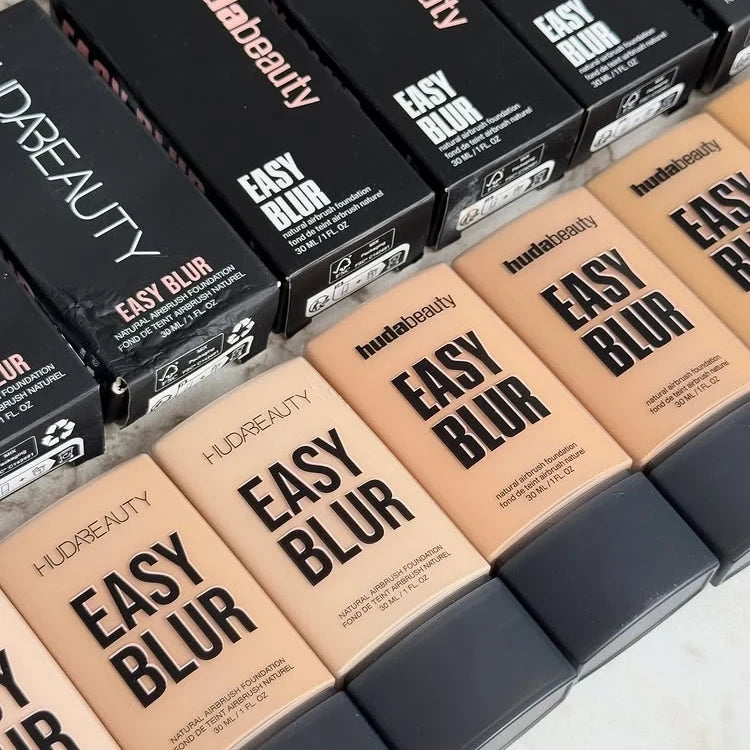 Huda Beauty Easy Blur Smoothing Primer